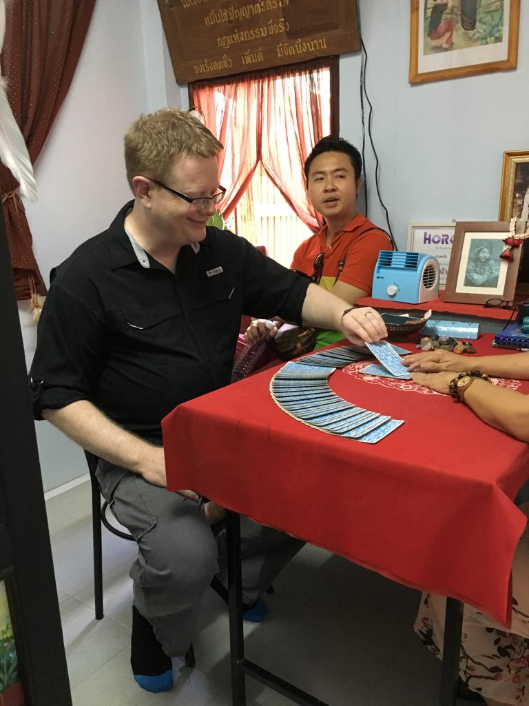 tarot-thailand-reading